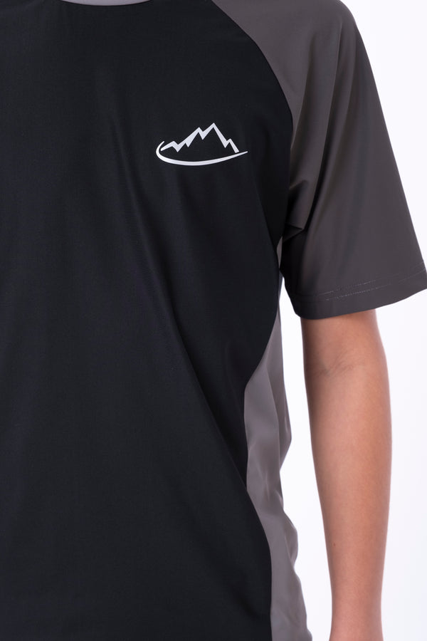 Junior Black / Grey Division T-Shirt